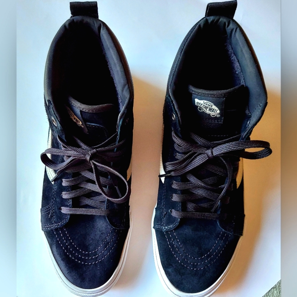VANS "Off the Wall" Hightop Black Suede, Men's size 11, Great Used Condition - Picture 12 of 12